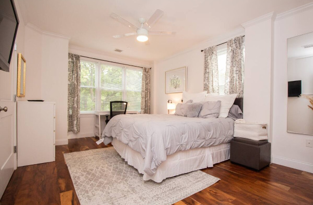 2 beds, 2 baths, 1,000 sqft, $6,995, Unit 3