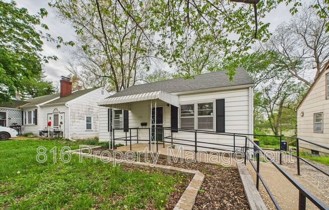7208 WAYNE AVE
