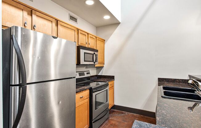 2 beds, 2 baths, 825 sqft, $1,475, Unit APT 120