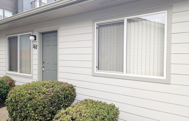 159-197 Pembrook St SE