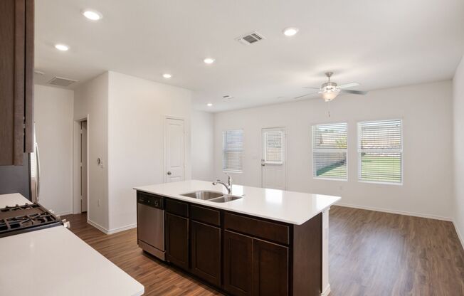 15200 Spruce Frost Cove, Unit B
