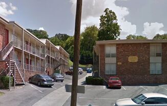 Clubview / 32nd St S
