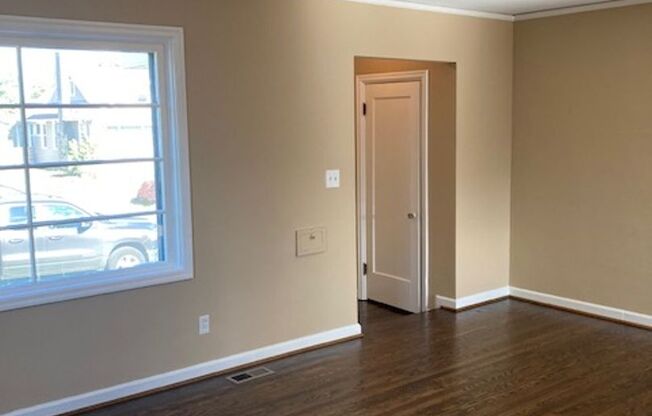 Updated North Tabor 2 Bedroom, 1 Bathroom House with Huge Basement