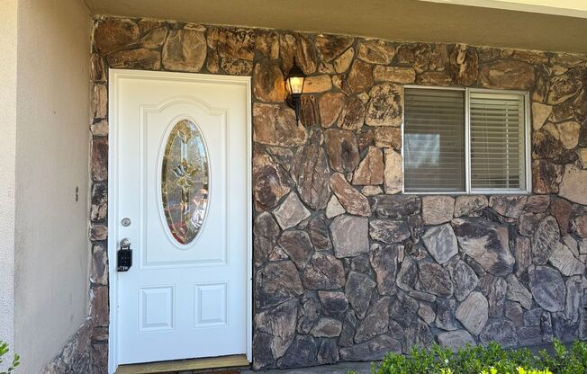 4-bedroom single story in East Modesto!