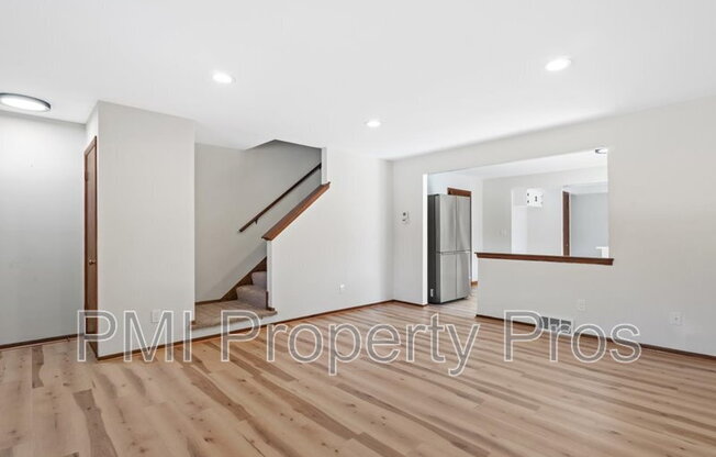 8148 S 88 ST