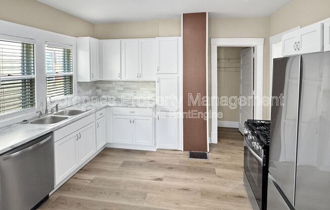 1243 SHERMAN SE