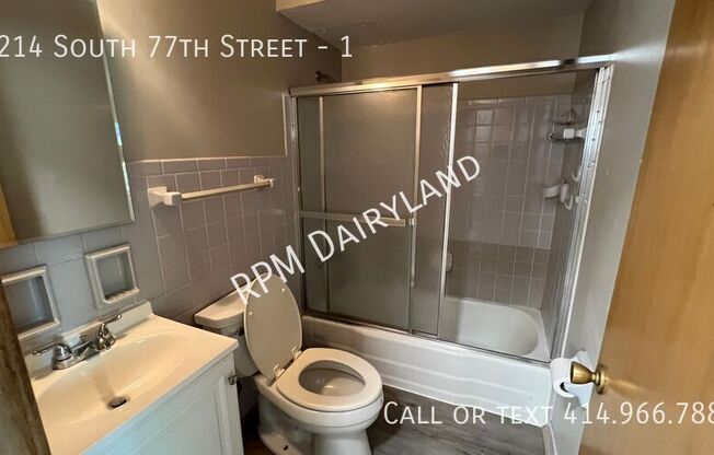 1214 S 77 ST