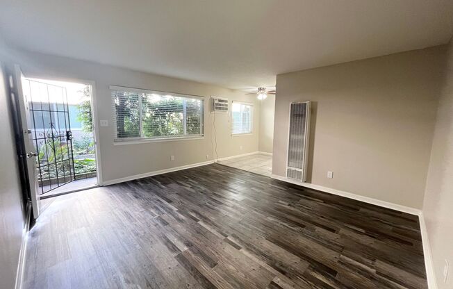 1 bed, 1 bath, $1,595, Unit 09