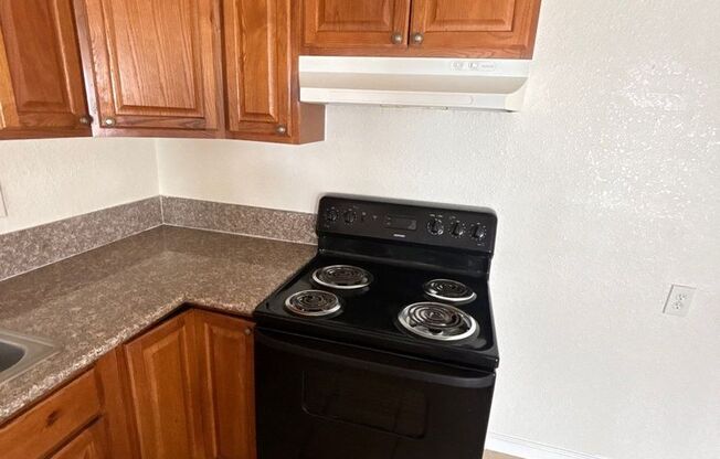 1 bed, 1 bath, 520 sqft, $1,395, Unit 210
