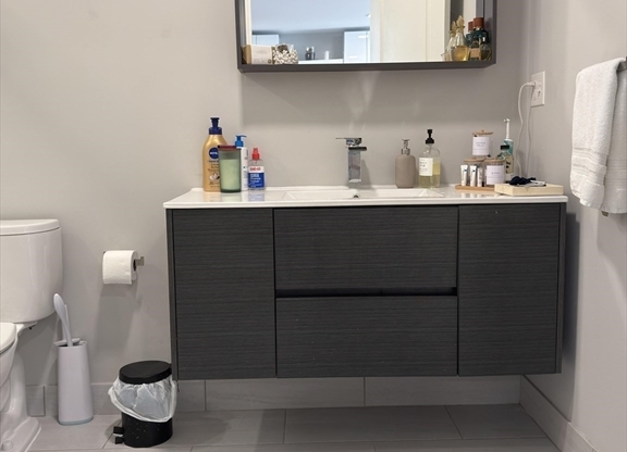 1 bed, 1 bath, 669 sqft, $2,800, Unit 304