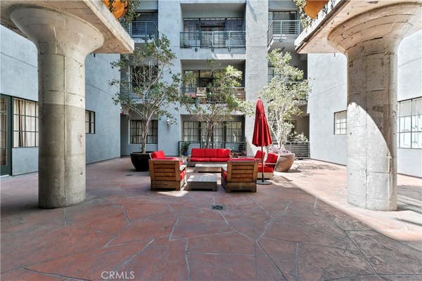 Studio, 1 bath, 790 sqft, $2,050, Unit 329