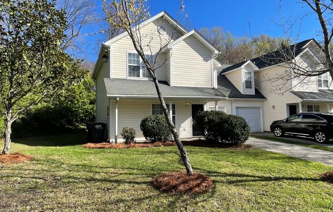 Spacious 4-bedroom, 2.5-bath home in Charlotte with convenient access to Uptown