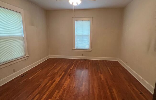 2 beds, 1 bath, $1,020