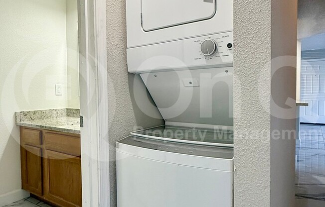 2 beds, 2 baths, 902 sqft, $1,249, Unit 109