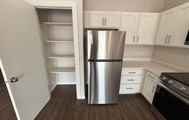 Studio, 1 bath, 660 sqft, $1,395, Unit 522 - S857 ADA Unit