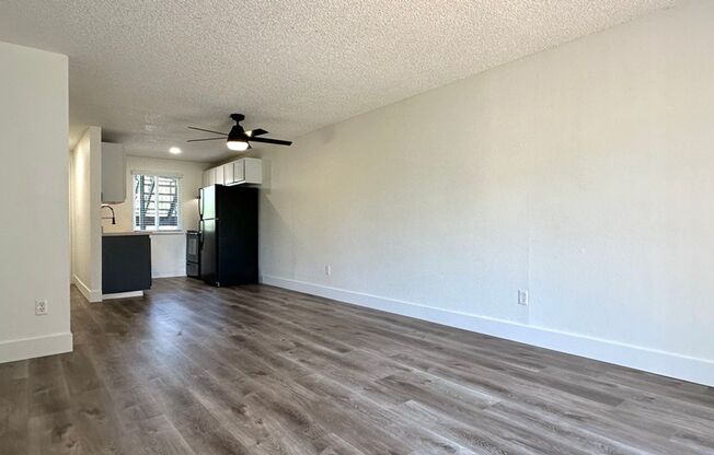 2 beds, 1 bath, 803 sqft, $1,550, Unit 92