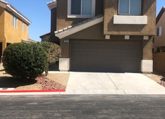 298 FAIRWAY WOODS DR