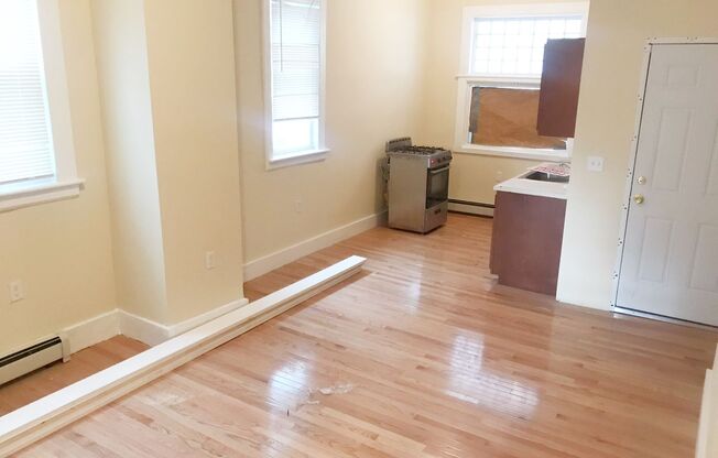 125 Hillside Ave