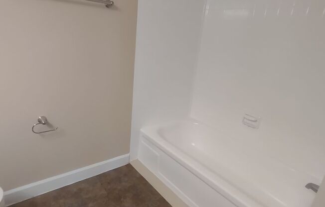 2 beds, 1.5 baths, 900 sqft, $959, Unit 3127G