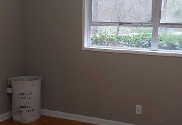 2 beds, 1 bath, 850 sqft, $1,650, Unit Apt 1