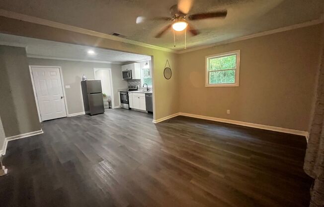 2 beds, 1 bath, $1,500