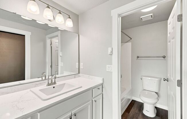2 beds, 2 baths, 1,140 sqft, $1,495