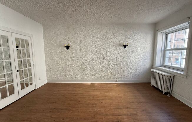 Studio, 1 bath, 308 sqft, $1,175, Unit Bayard Manor 207