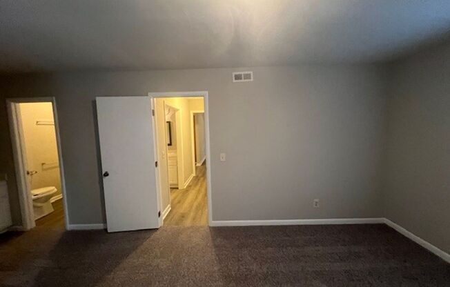 2 beds, 1 bath, 907 sqft, $1,125, Unit 1A