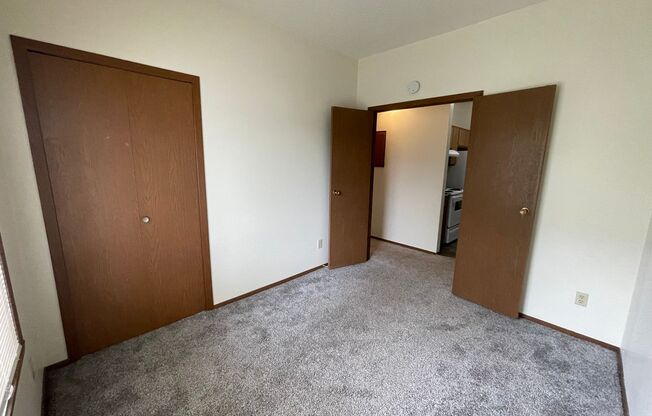 3 beds, 1 bath, $1,350