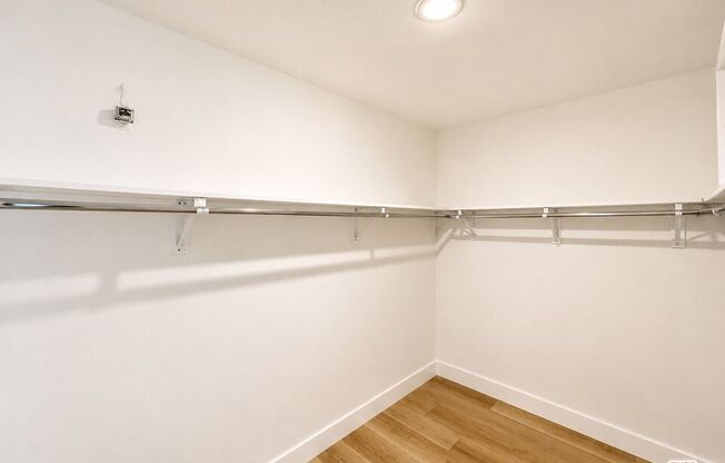 2 beds, 3.5 baths, 3,062 sqft, $10,000, Unit 1804