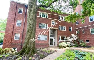 1307 N Ode St Apt 402