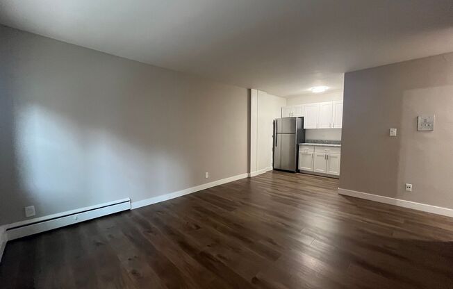 1 bed, 1 bath, $1,150, Unit 207