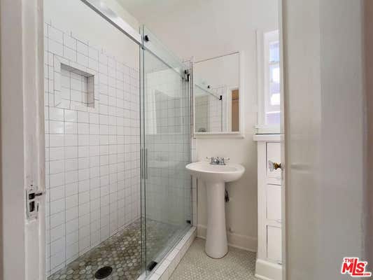 1532 ROSALIA RD