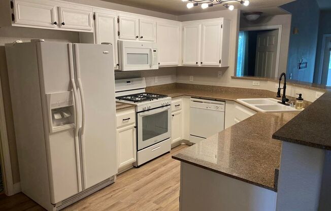 Rent Incentive with 2 weeks free rent