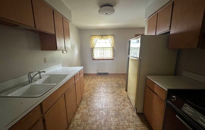 2 beds, 1 bath, $950