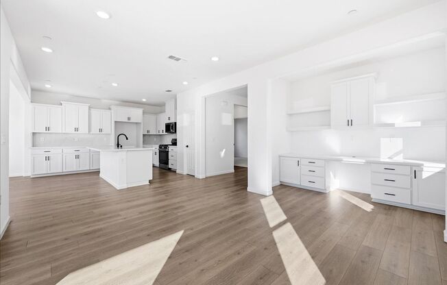 4412 Canyon Coral Way