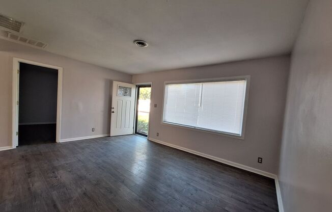 3 beds, 1 bath, $1,500