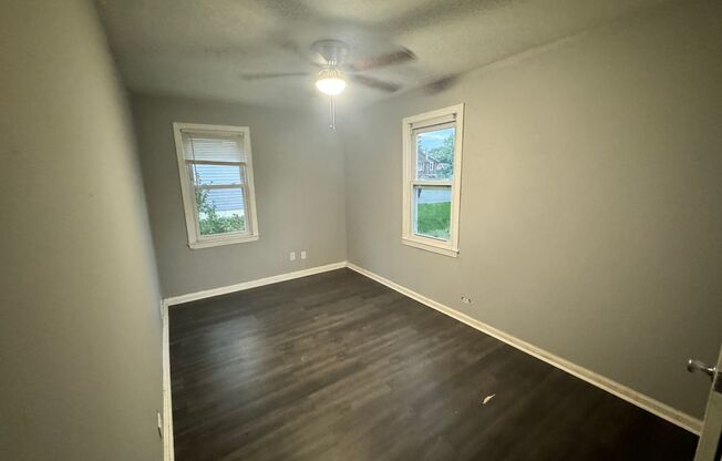 3 beds, 1 bath, $1,900