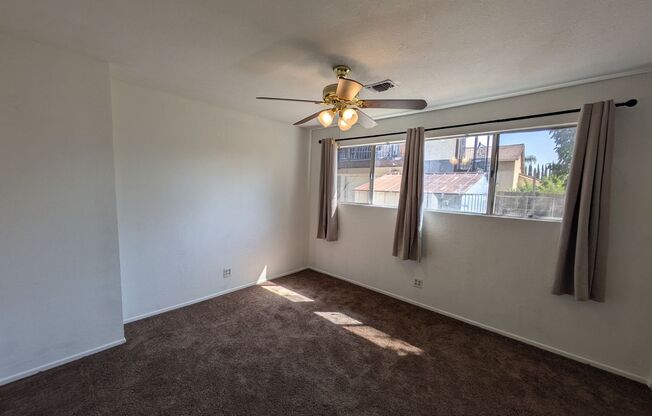 3 beds, 2 baths, $2,800