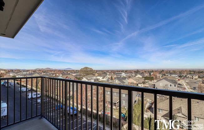 2 beds, 2 baths, 792 sqft, $1,800, Unit 111