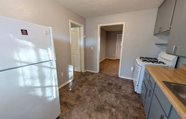 3 Bed/2 Bath Close to I35