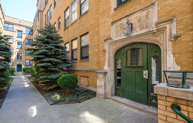 Two Bedroom Unit in South Shore