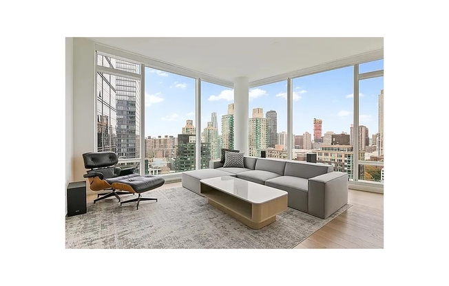 2 beds, 2 baths, 1,198 sqft, $12,000, Unit 27E