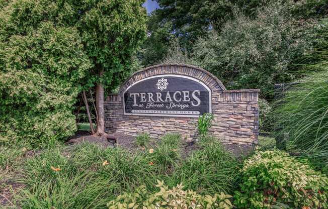 Terraces_At_Forest_Springs_Exterior_1_Louisville_KY