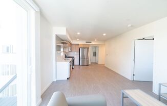 Studio, 1 bath, 395 sqft, $1,124, Unit By The Bed Shared Apartments! (2025-2026)