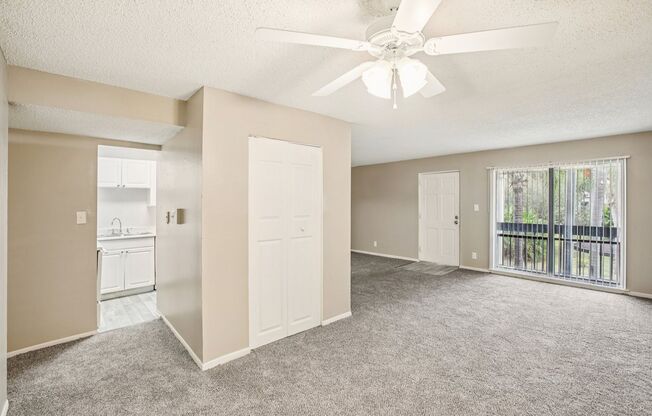 3 beds, 2 baths, 1,229 sqft, $1,750, Unit 404