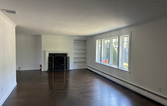 446 DUDLEY RD