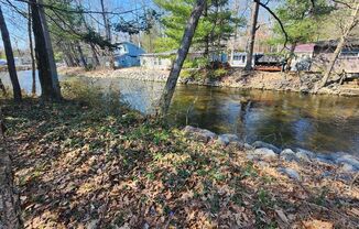 3 beds, 1 bath, $1,470, Unit Lot 62 - 198 Black Gap Road