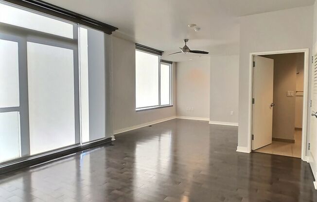 Luxury 17th Floor Studio at Axis in Downtown San Jose