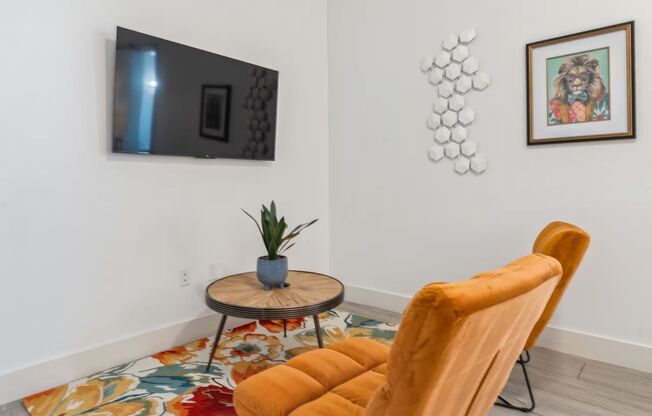 1 bed, 2 baths, $1,799, Unit 416